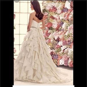 Mikaella 1908 Wedding Dress | Never worn, size 12. Tags still on!!!